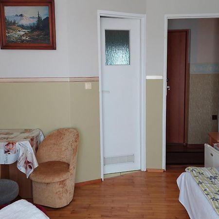 Noclegi U Krystyny Rewal Dış mekan fotoğraf